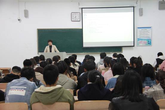 https://hjyghxy.sqnu.edu.cn/__local/F/D0/E3/ABFD46DFC995E8BC33175A3F530_9FB909DA_5A4B.jpg